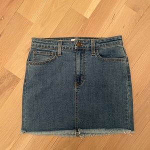 Lulu’s denim skirt